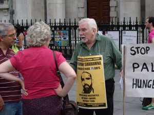 London protests for Palestinian hunger strikers